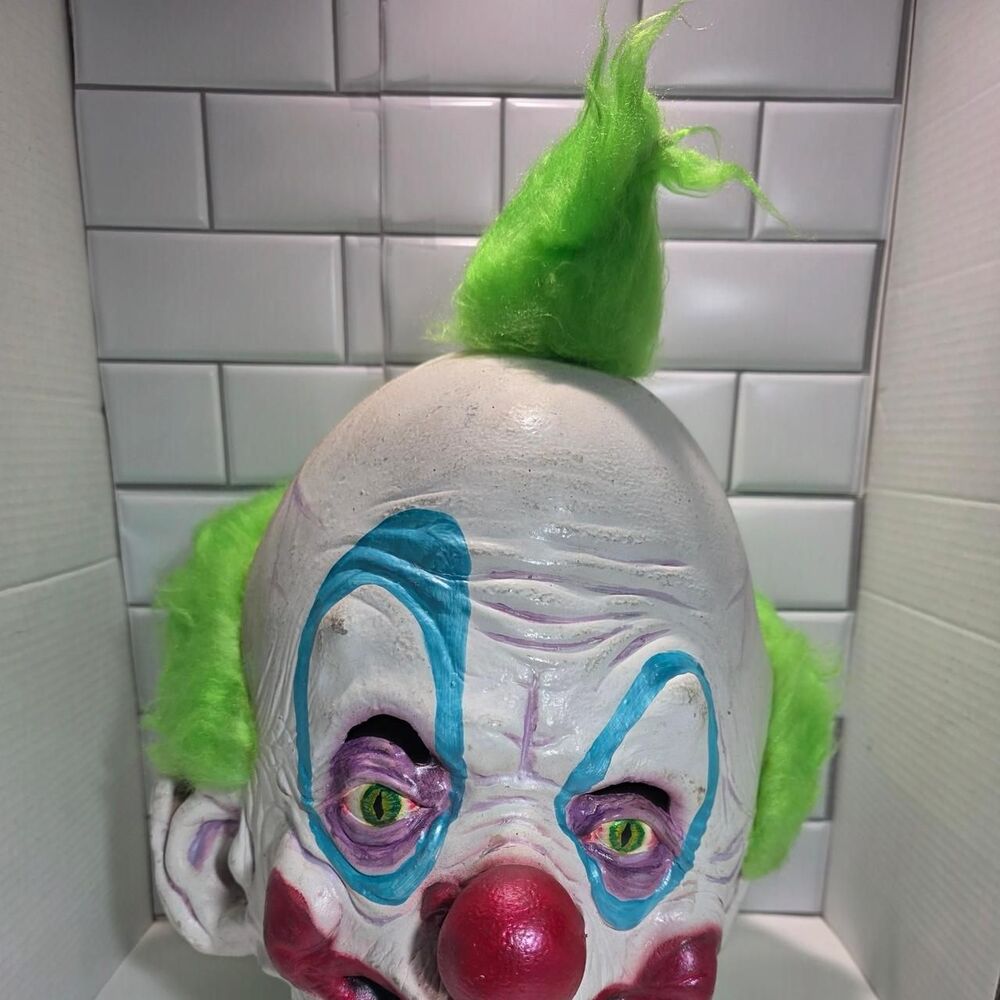 Killer Klowns From Outer Space Shorty Halloween Mask
